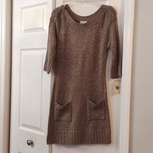 🌸NWT Pink Rose Taupe Sweater Dress with Pockets & Button Detail